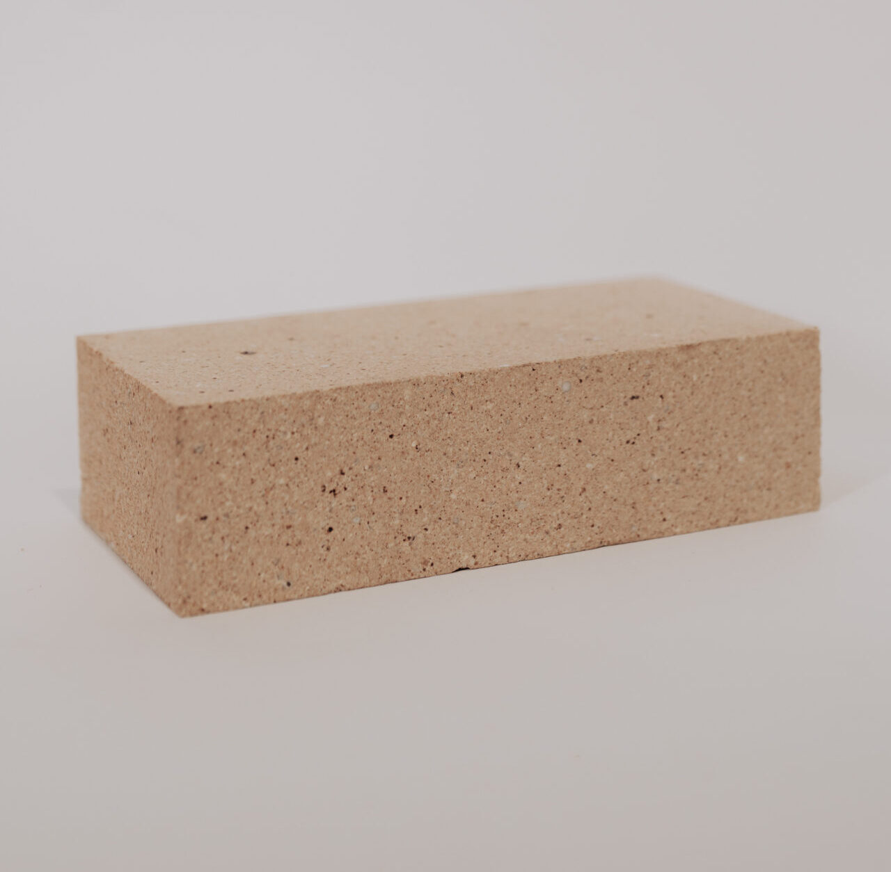 Šamotinė plyta Superton AL44 1, 230x114x64 mm, 1 foto Šamotinė standartinė plyta Superton AL44 1, 230x114x64 mm - Image 1